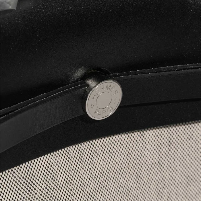 Artisan-Grade Hermès Dupes Herbag 39 Toile/Vache Hunter Black/Ecru PHW - Replica Handbags - Image 7