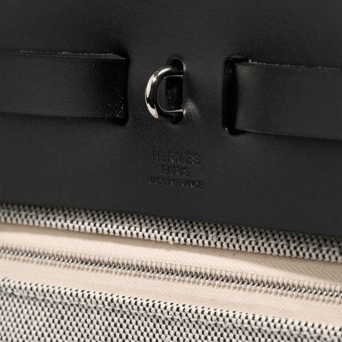 Artisan-Grade Hermès Dupes Herbag 39 Toile/Vache Hunter Black/Ecru PHW - Replica Handbags - Image 2