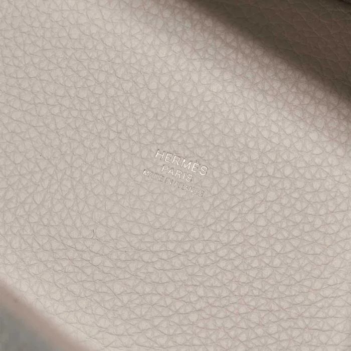 Artisan-Grade Hermès Dupes Picotin 18 Taurillon Clemence Beton PHW - Replica Handbags - Image 2