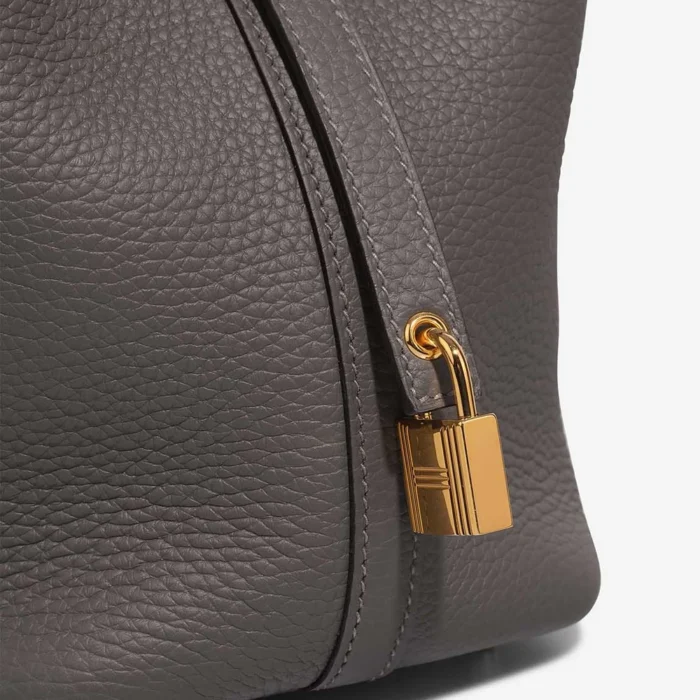 Artisan-Grade Hermès Dupes Picotin 18 Taurillon Clemence Gris Meyer GHW - Replica Handbags - Image 7