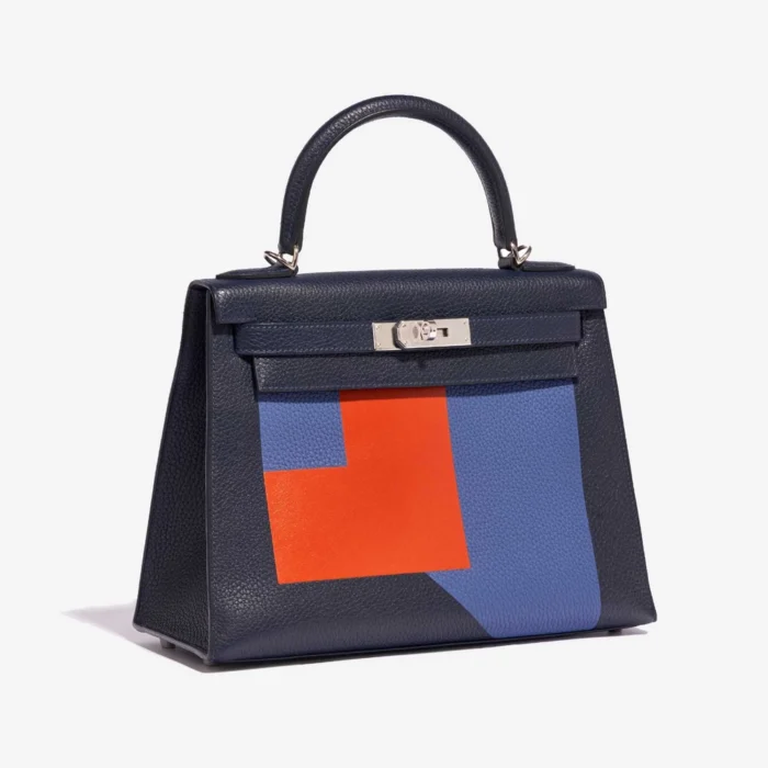 Artisan-Grade Hermès Kelly 28 Lettre R Clemence/Tadelakt Blue Nuit/Blue Brighton/Terre Battue PHW - Replica Handbags - Image 4