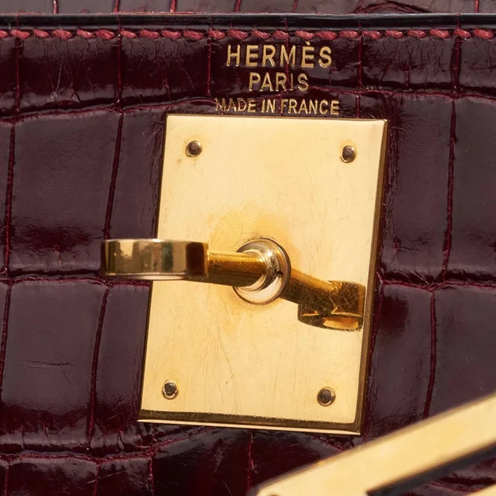 Artisan-Grade Hermès Kelly 28 Porosus Crocodile Bordeaux GHW - Replica Handbags - Image 6