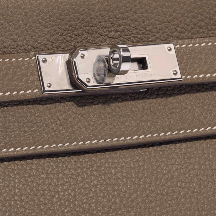 Artisan-Grade Hermès Kelly 28 Togo Etoupe PHW - Replica Handbags - Image 7