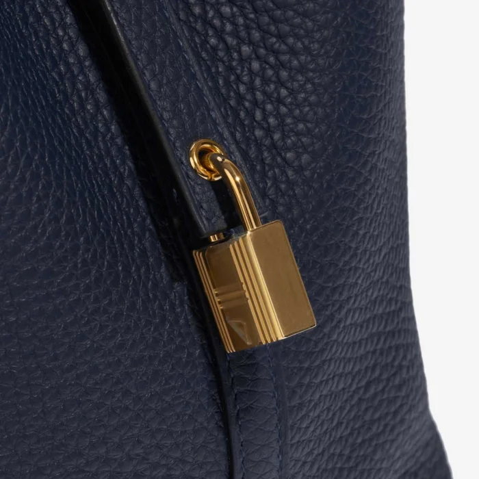 Artisan-Grade Hermès Picotin Touch 22 Matte Alligator/Clemence Blue Nuit/Blue Marine GHW - Replica Handbags - Image 7
