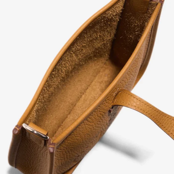 Best Replica Hermès Evelyne 16 Clemence Sesame PHW - Replica Handbags - Image 6