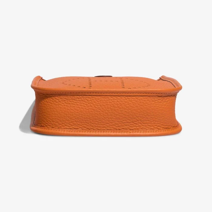 Best Replica Hermès Evelyne 16 Taurillon Clemence Orange GHW - Replica Handbags - Image 4