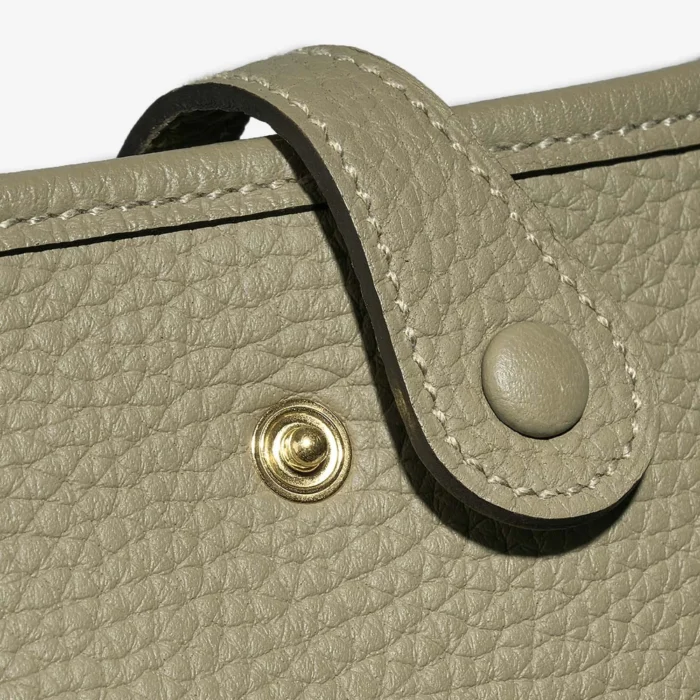 Best Replica Hermès Evelyne 16 Taurillon Clemence Sauge GHW - Replica Handbags - Image 6