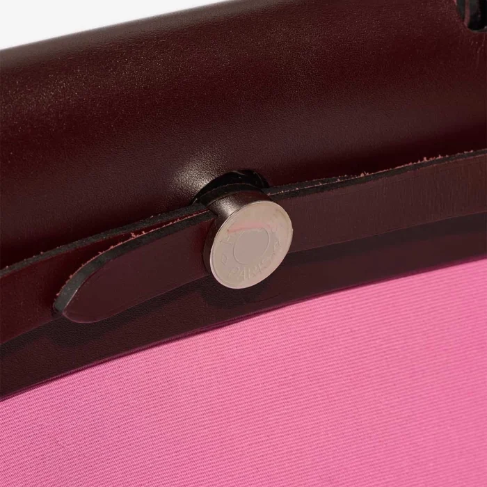 Best Replica Hermès Herbag 31 Vache Hunter/Toile Rouge Sellier/Bubblegum PHW - Replica Handbags - Image 7