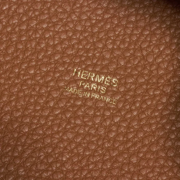 Best Replica Hermès Picotin 18 Taurillon Clemence Gold GHW - Replica Handbags - Image 6