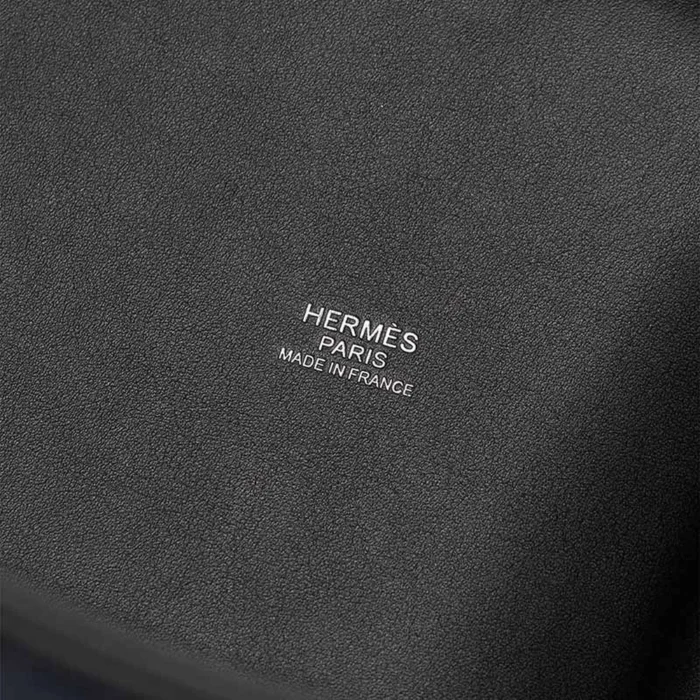 Best Replica Hermès Picotin Cargo 18 Toile/Swift Black/Bleu Marine PHW - Replica Handbags - Image 2