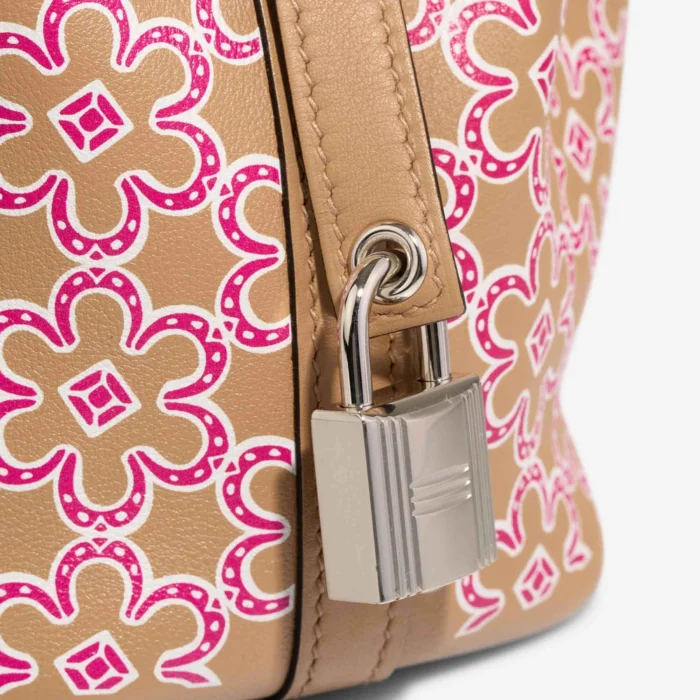 Best Replica Hermès Picotin Micro Lucky Daisy Swift Chai/Rose/White PHW - Replica Handbags - Image 7