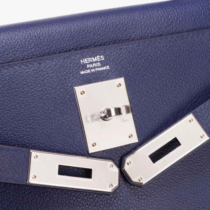 Hermès Replica Kelly 28 Verso Evercolor Blue Encre/Magnolia PHW - Replica Handbags - Image 6