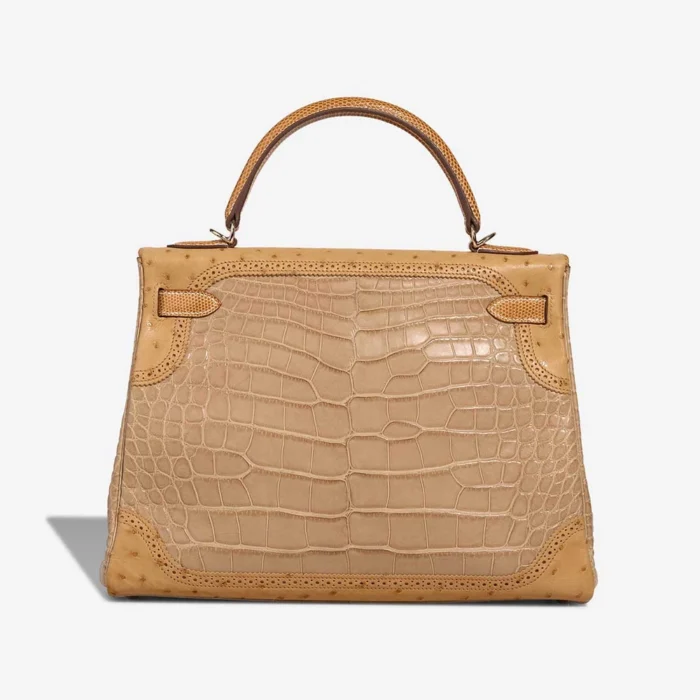 Hermès Replica Kelly 32 Grand Mirage Ostrich/Niloticus Lizard/Matte Alligator Poussiere/Toffee PBHW - DLF - Image 2