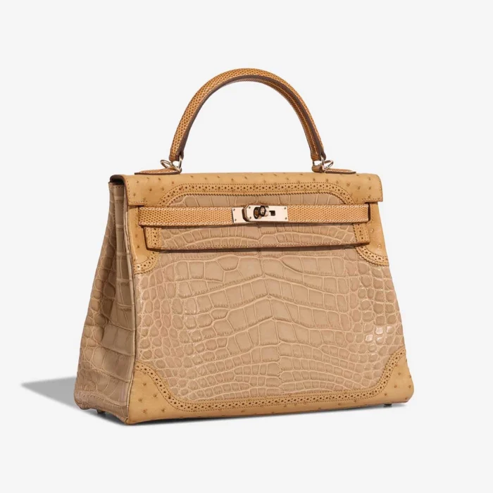 Hermès Replica Kelly 32 Grand Mirage Ostrich/Niloticus Lizard/Matte Alligator Poussiere/Toffee PBHW - DLF - Image 4