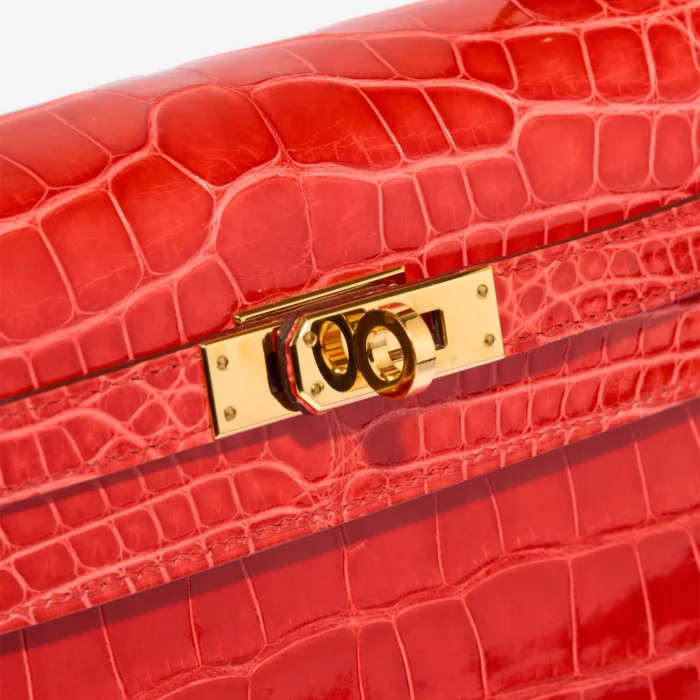 High-End Hermès Inspired Kelly 25 Alligator Mississippiensis Rouge de Coeur GHW - Direct Luxury Fashion - Image 6