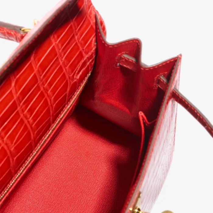 High-End Hermès Inspired Kelly 25 Alligator Mississippiensis Rouge de Coeur GHW - Direct Luxury Fashion - Image 4