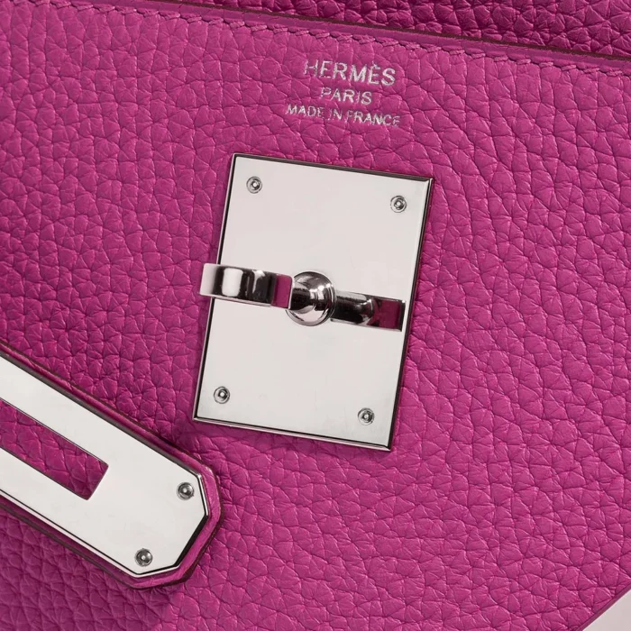 High-End Hermès Inspired Kelly 28 Taurillon Clemence Magnolia PHW - Direct Luxury Fashion - Image 5