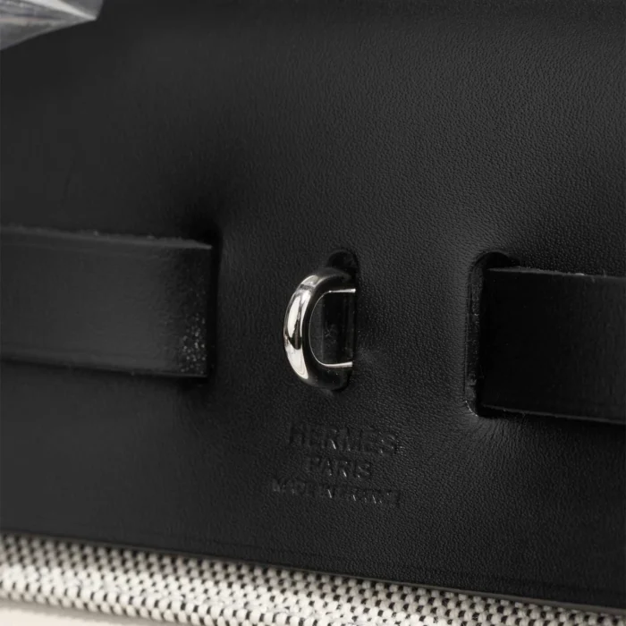 Mirror Quality Hermès Replicas Herbag 31 Vache Hunter/Toile Quadrille Black/Ecru PHW - DLF - Image 2