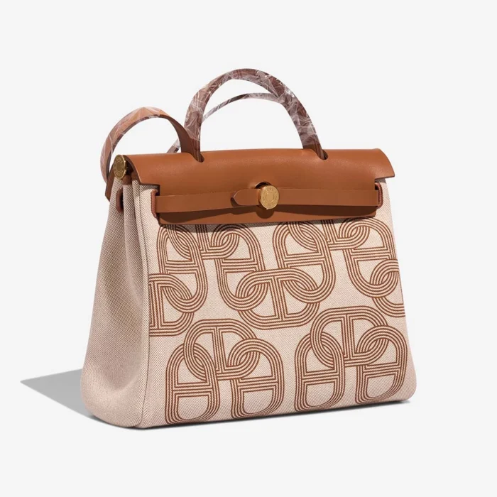 Mirror Quality Hermès Replicas Herbag Circuit 24 31 Toile/Vache Hunter Fauve/Ecru/Beige GHW - DLF - Image 4