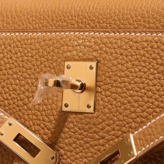 Mirror Quality Hermès Replicas Kelly 25 Togo Sable Naturel GHW - DLF - Image 6