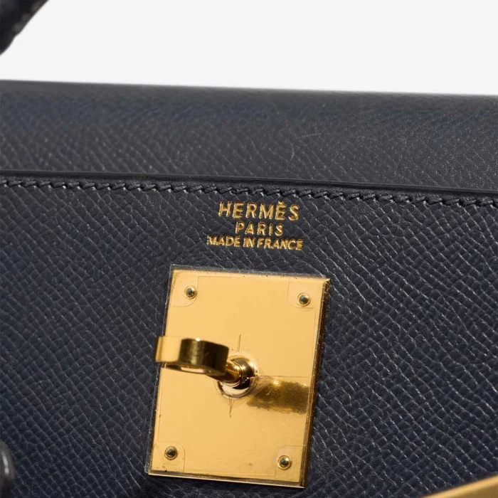 Mirror Quality Hermès Replicas Kelly 32 Courchevel Bleu Marine GHW - DLF - Image 6