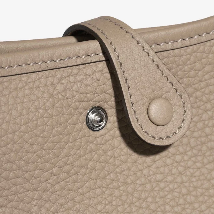 Premium Hermès Replica Evelyne 16 Taurillon Clemence Trench PHW - Direct Luxury Fashion - Image 5