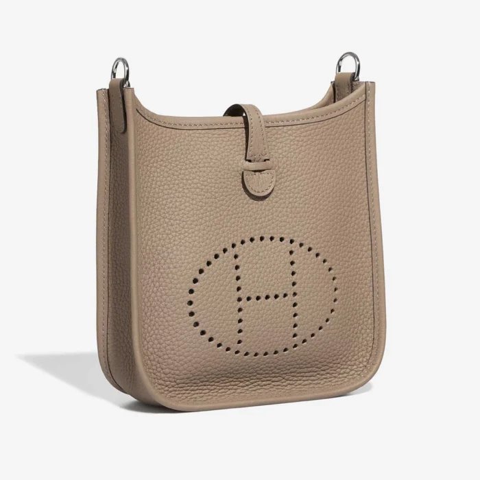 Premium Hermès Replica Evelyne 16 Taurillon Clemence Trench PHW - Direct Luxury Fashion - Image 4