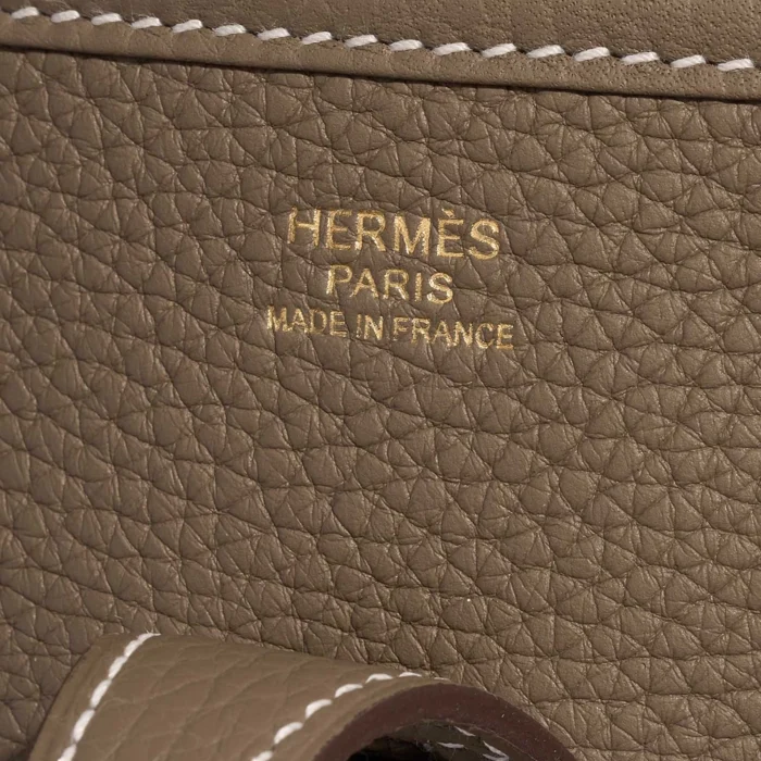 Premium Hermès Replica Evelyne 29 Taurillon Clemence Etoupe GHW - Direct Luxury Fashion - Image 6