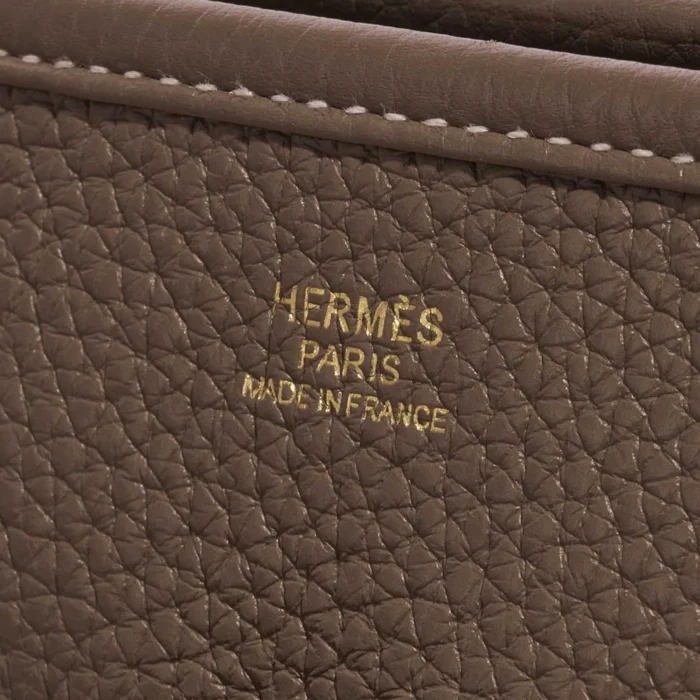 Premium Hermès Replica Evelyne 29 Taurillon Clemence Etoupe GHW - Direct Luxury Fashion - Image 6