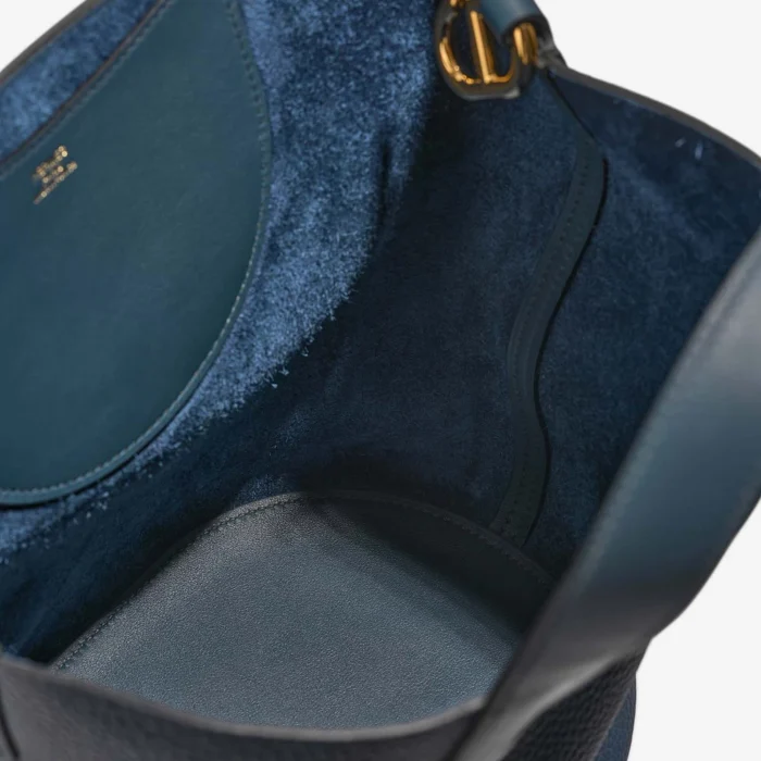 Premium Hermès Replica In-The-Loop 23 Taurillon Clemence/Swift Bleu de Prusse GHW - Direct Luxury Fashion - Image 6