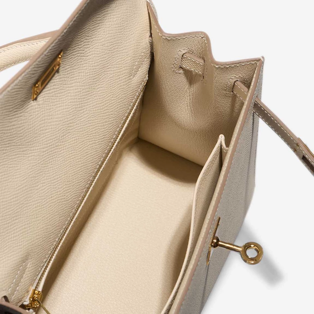Premium Hermès Replica Kelly 25 Epsom Craie GHW - Direct Luxury Fashion - Image 6