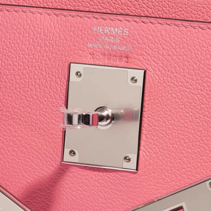 Premium Hermès Replica Kelly 28 Verso Evercolor Rose D’ete/Terre Battue PHW - Direct Luxury Fashion - Image 6