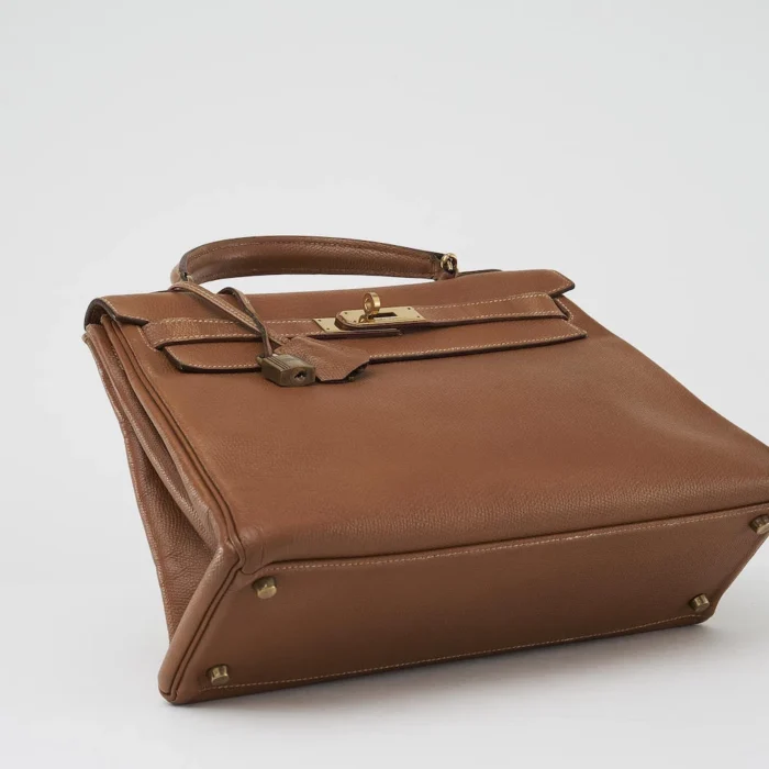 Premium Hermès Replica Kelly 32 Epsom Gold GHW - Direct Luxury Fashion - Image 3