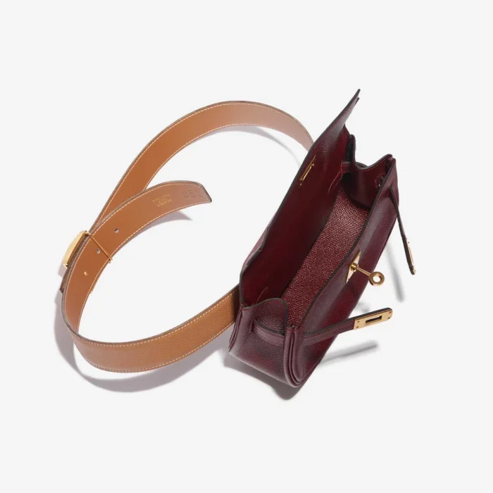 Premium Hermès Replica Kelly Pochette Courchevel Bordeaux/Gold GHW - Direct Luxury Fashion - Image 5